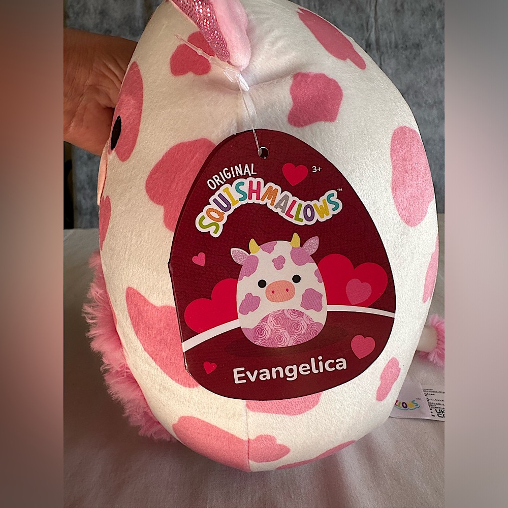 SQUISHMALLOW 9.5”VALENTINES EVANGELICA THE COW - Picture 2 of 9
